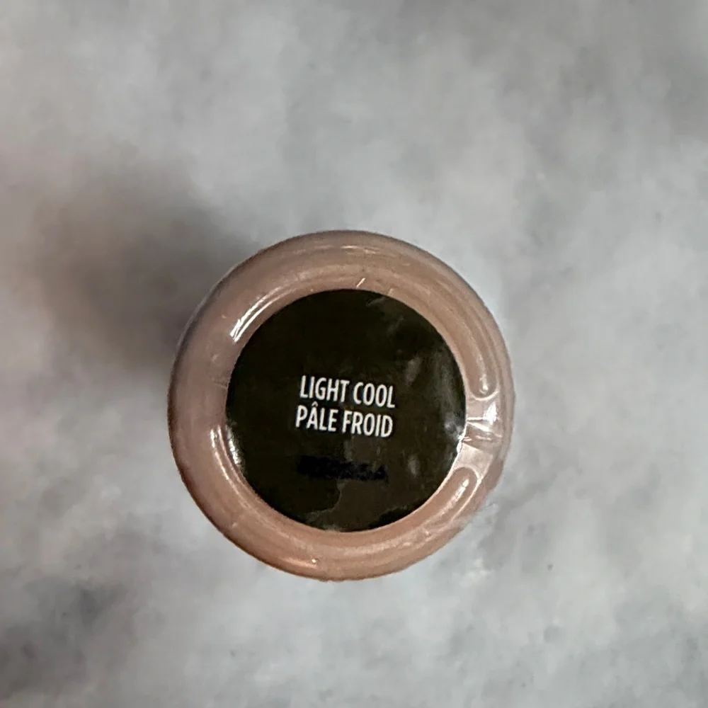 Ulta Beauty Youthful Glow Foundation Serum Drops in Shade LIGHT COOL